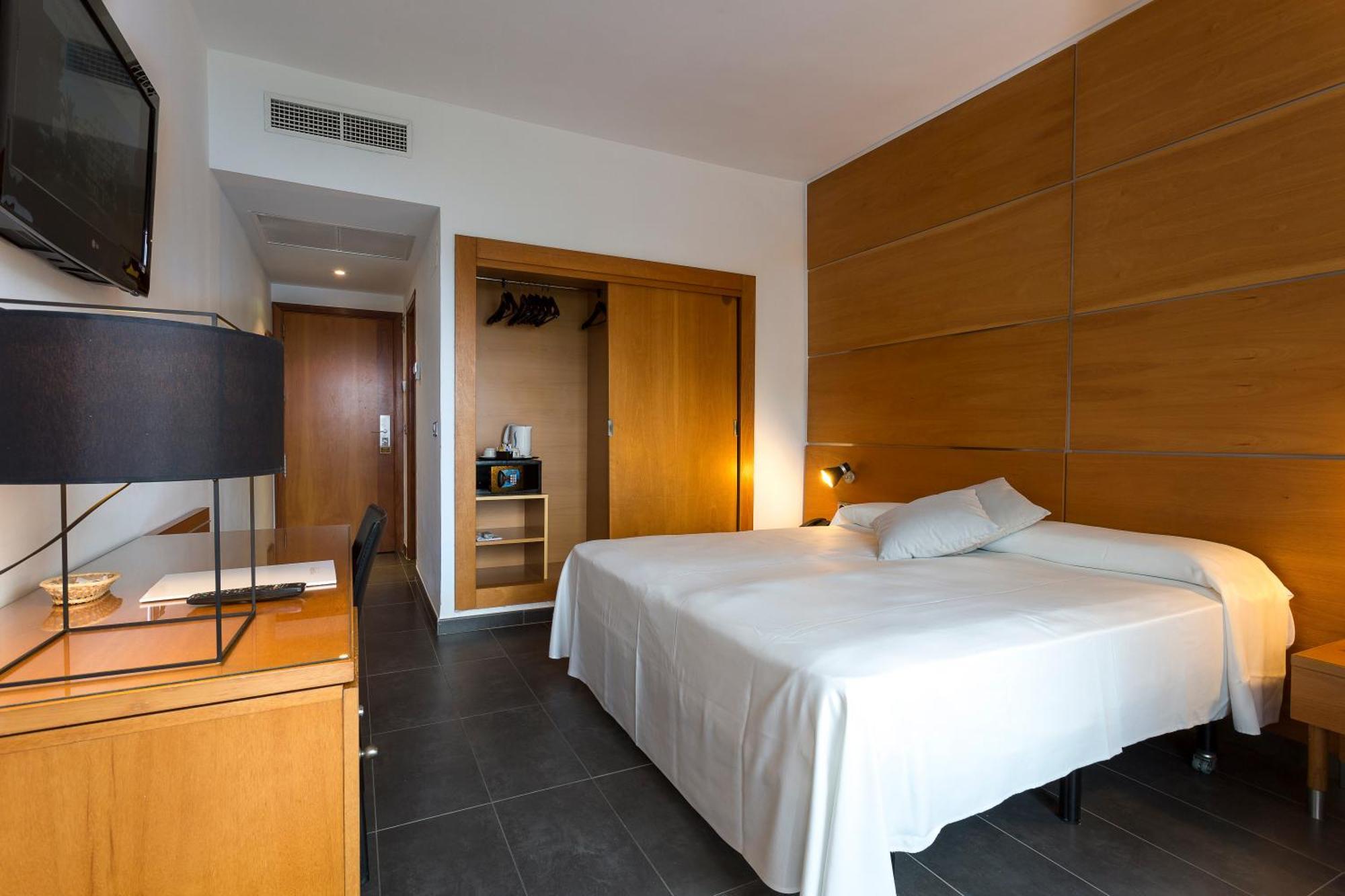 Palladium Cala Llonga - Adults Only 4*